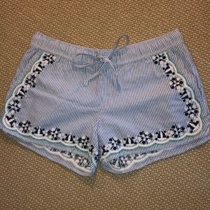 Vineyard Vines Beaded Seersucker Shorts